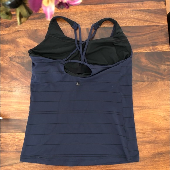 Prana yoga top - Picture 2 of 5